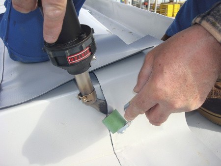 Ручной аппарат горячего воздуха HOT JET S - сварка кровельных покрытий Ручной аппарат горячего воздуха HOT JET S - сварка кровельных покрытий